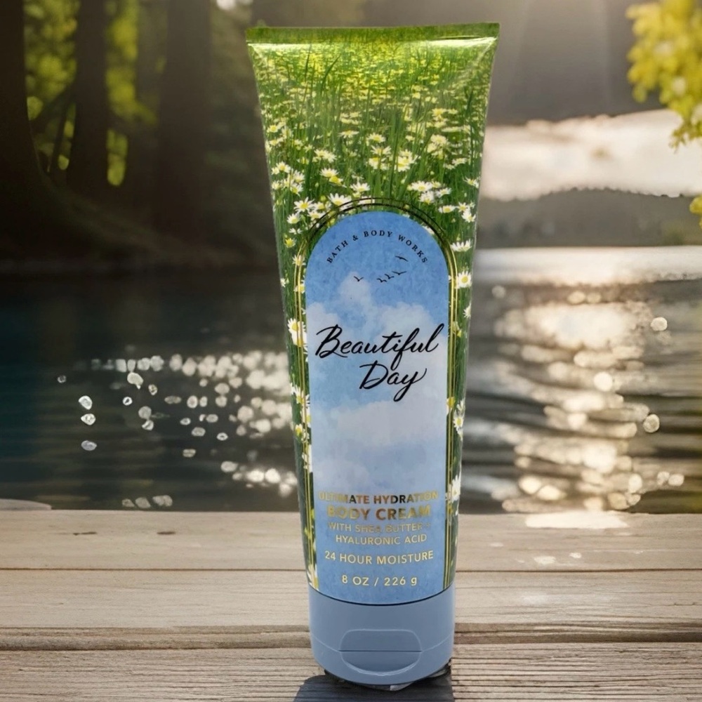Bath & Body Works - Beautiful Day Body Cream (8 oz)